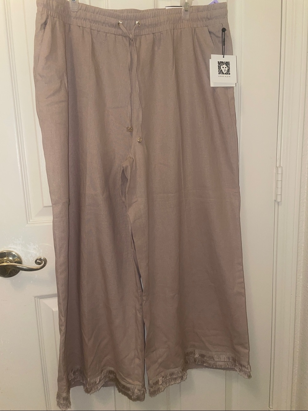 BNWT Anne Klein naturally blend linen Relaxed pants with Drawstring in Khaki, L